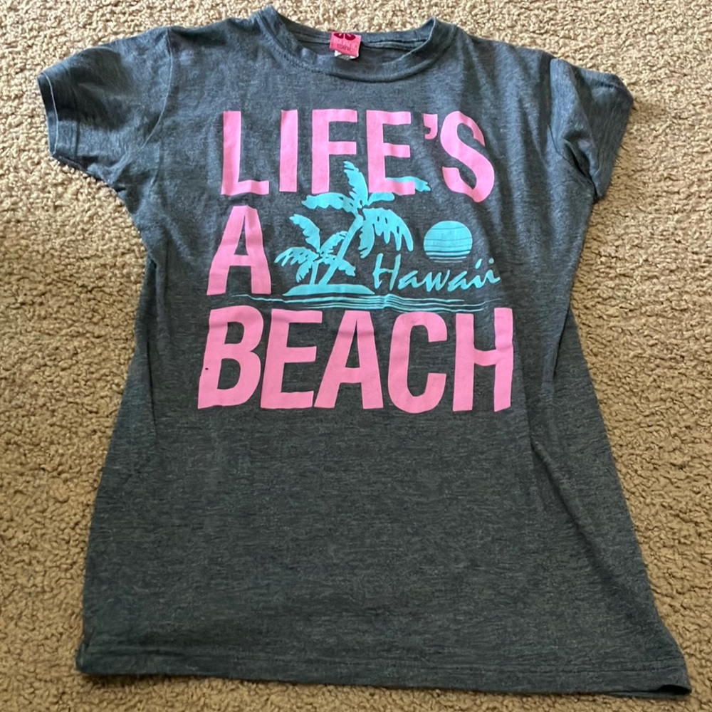 Life’s a beach graphic T